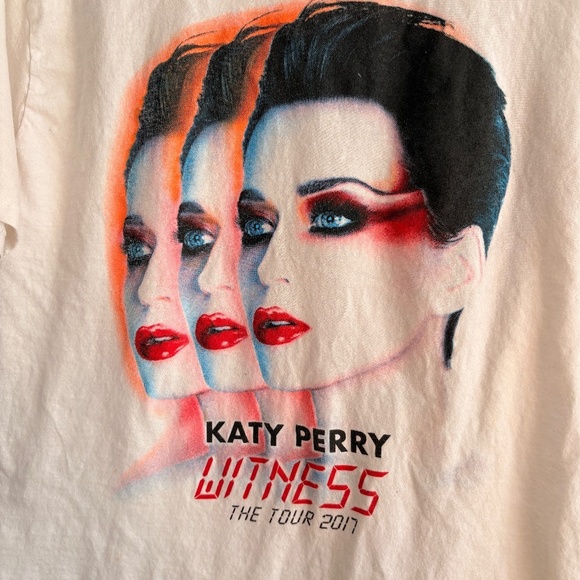 KATY PERRY 2017 Witness tour shirt SIze Medium - Picture 1 of 6